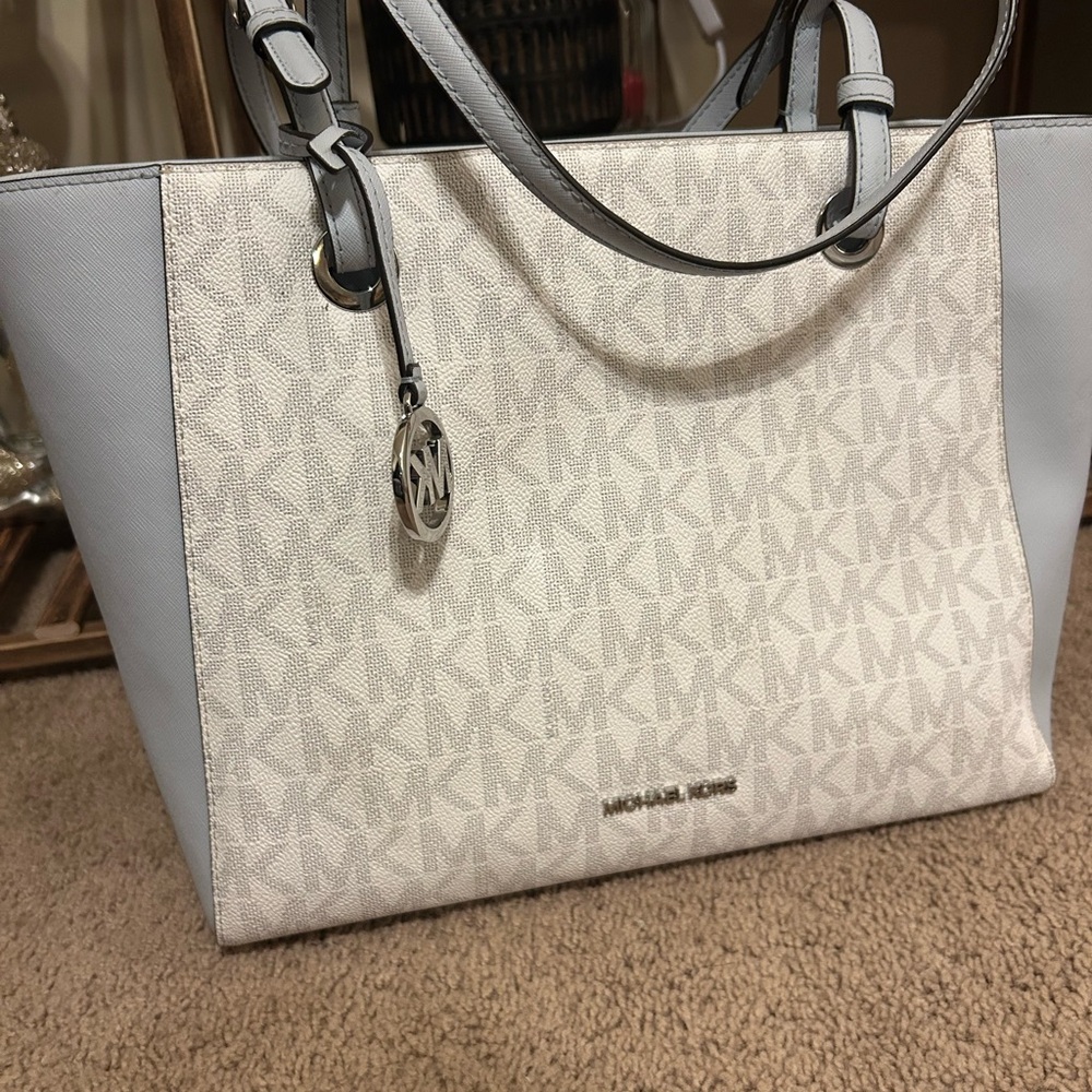 Michael Kors White and Gray Signature Tote